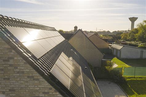 Calculer et optimiser la production des panneaux solaires .